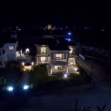 Enpy Aparthotel Finikounta Exterior photo
